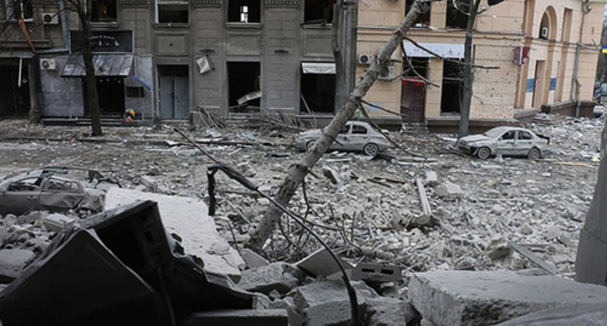 Aftermath of a missile strike. Ukraine, March 2022. Photo: Mvs.gov.ua https://ru.wikipedia.org Aftermath of a missile strike. Ukraine, March 2022. Photo: Mvs.gov.ua https://ru.wikipedia.org