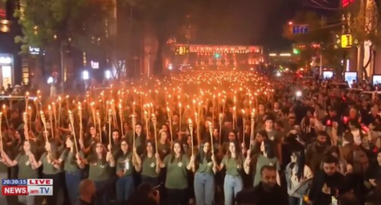A torchlight procession in Yerevan held on April 23 in memory of the victims of the Armenian Genocide. Screenshot of the video https://www.youtube.com/watch?v=YEBdYEFmX80 A torchlight procession in Yerevan held on April 23 in memory of the victims of the Armenian Genocide. Screenshot of the video https://www.youtube.com/watch?v=YEBdYEFmX80