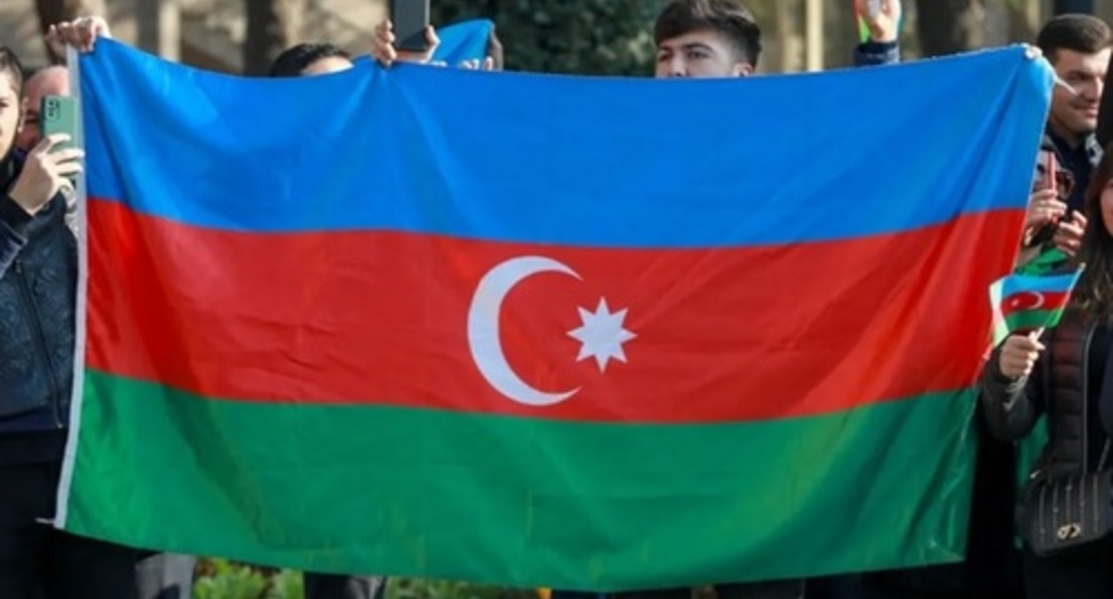 Flag of Azerbaijan. Photo by Aziz Karimov for the Caucasian Knot Flag of Azerbaijan. Photo by Aziz Karimov for the Caucasian Knot