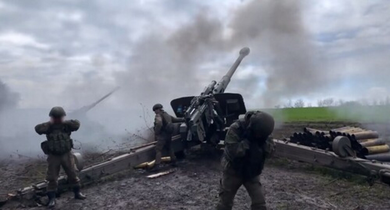 Russian military servicemen in Ukraine. Image made from video posted by the Ministry of Defence of Russia: https://t.me/mod_russia/14879 Russian military servicemen in Ukraine. Image made from video posted by the Ministry of Defence of Russia: https://t.me/mod_russia/14879