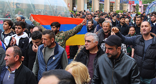 Participants in the rally. Yerevan, May 3, 2022. Photo by Tigran Petrosyan for the "Caucasian Knot" Participants in the rally. Yerevan, May 3, 2022. Photo by Tigran Petrosyan for the "Caucasian Knot"