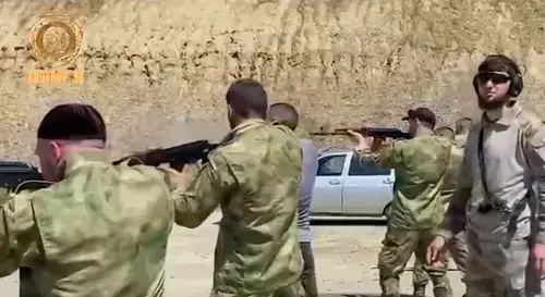 Training of the Chechen volunteers. Screenshot of the video on Ramzan Kadyrov's Telegram channel https://t.me/RKadyrov_95/2216 Training of the Chechen volunteers. Screenshot of the video on Ramzan Kadyrov's Telegram channel https://t.me/RKadyrov_95/2216