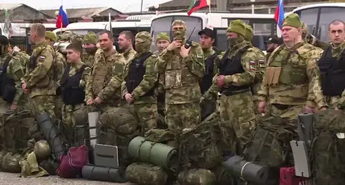 Chechen volunteers before going to Ukraine. Photo: Shamil Maziev, Grozny Inform news agency https://grozny-inform.ru/news/ukraina/139215/ Chechen volunteers before going to Ukraine. Photo: Shamil Maziev, Grozny Inform news agency https://grozny-inform.ru/news/ukraina/139215/