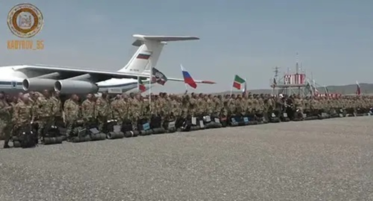A group of volunteers preparing to go to Ukraine. Screenshot: https:///t.me/RKadyrov_95/2266 A group of volunteers preparing to go to Ukraine. Screenshot: https:///t.me/RKadyrov_95/2266