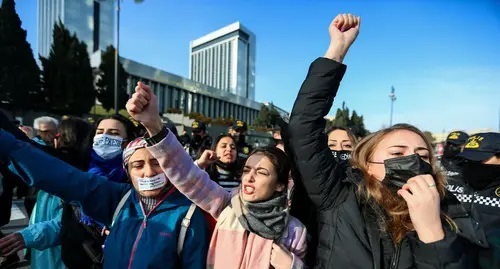 A protest action in front of the Parliament, December 28, 2021. Photo by Aziz Karimov for the Caucasian Knot A protest action in front of the Parliament, December 28, 2021. Photo by Aziz Karimov for the Caucasian Knot
