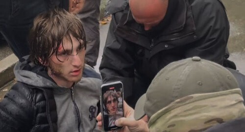 Detention of an alleged terrorist in Cherkessk. Screenshot: https://www.youtube.com/watch?v=IsLGr8anVKw Detention of an alleged terrorist in Cherkessk. Screenshot: https://www.youtube.com/watch?v=IsLGr8anVKw