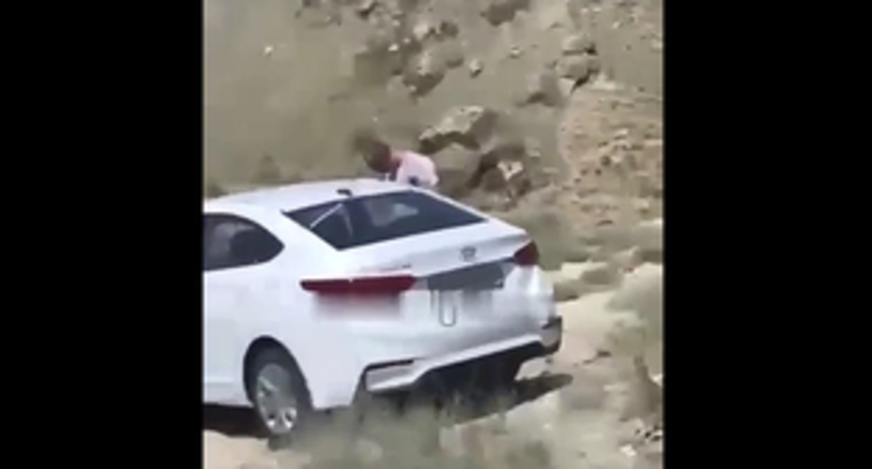 The tourist who had tried to seclude himself with a woman in the mountains in Dagestan apologized to the residents of the republic. Screenshot of the video https://vk.com/wall-91185437_1764502?z=video-91185437_456262757%2F1aed310c0d0dffc7e0%2Fpl_post_-91185437_1764502 The tourist who had tried to seclude himself with a woman in the mountains in Dagestan apologized to the residents of the republic. Screenshot of the video https://vk.com/wall-91185437_1764502?z=video-91185437_456262757%2F1aed310c0d0dffc7e0%2Fpl_post_-91185437_1764502