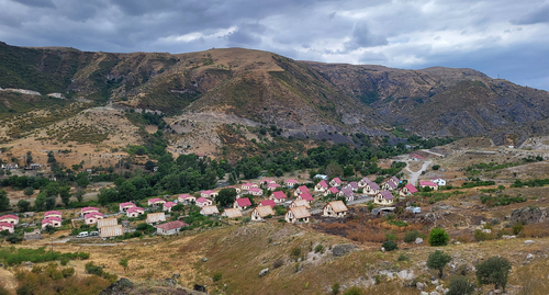 The community of Akhavno in the Berdzor (Lachin) Corridor. Photo by Alvard Grigoryan for the "Caucasian Knot" The community of Akhavno in the Berdzor (Lachin) Corridor. Photo by Alvard Grigoryan for the "Caucasian Knot"