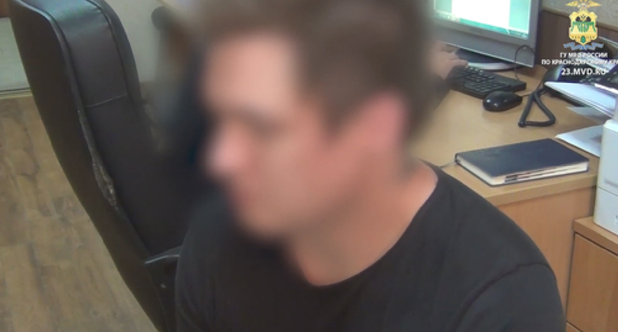 A resident of Novorossiysk who posted videos on social media with statements discrediting the Russian Army. Screenshot of the video by the press service of the Russian Ministry of Internal Affairs https://23.мвд.рф/news/item/32018710 A resident of Novorossiysk who posted videos on social media with statements discrediting the Russian Army. Screenshot of the video by the press service of the Russian Ministry of Internal Affairs https://23.мвд.рф/news/item/32018710