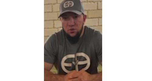 A resident of Dagestan apologizes to the Chechen people for insulting remarks. Screenshot: https://t.me/RKadyrov_95/2766 A resident of Dagestan apologizes to the Chechen people for insulting remarks. Screenshot: https://t.me/RKadyrov_95/2766