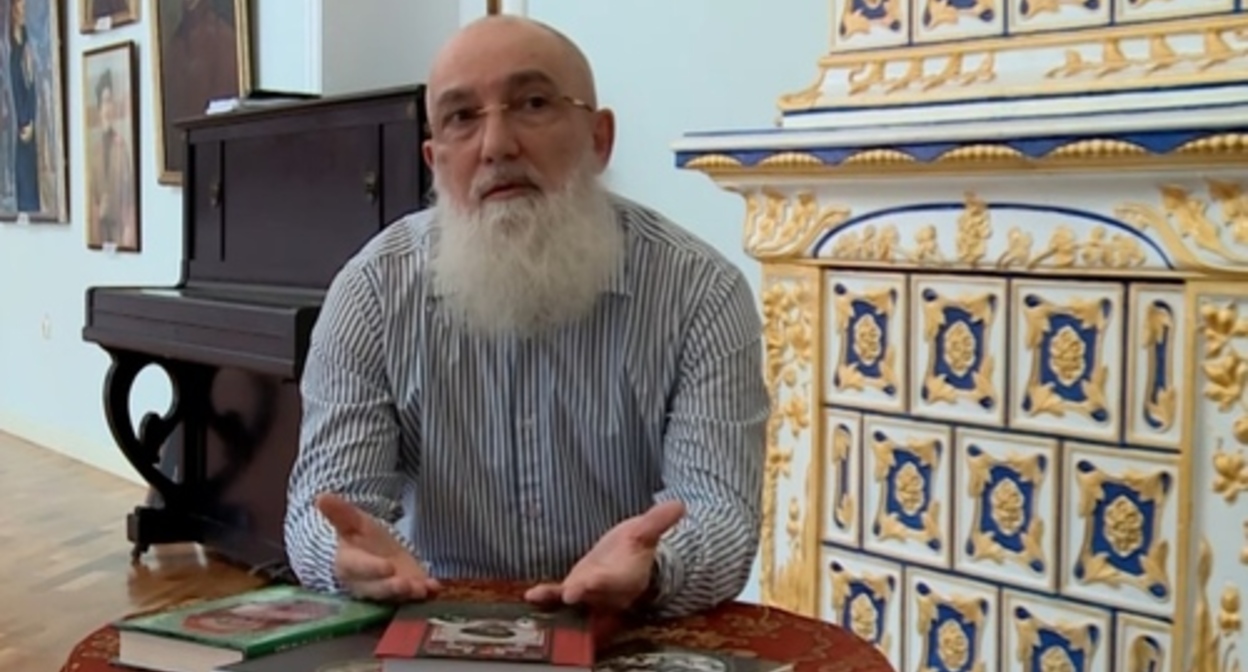 Khadji-Murad Donogo. Screenshot of the video on the "Dag Istorik" (Dag Historian) YouTube channel https://www.youtube.com/watch?v=-SrneoiCgPo Khadji-Murad Donogo. Screenshot of the video on the "Dag Istorik" (Dag Historian) YouTube channel https://www.youtube.com/watch?v=-SrneoiCgPo
