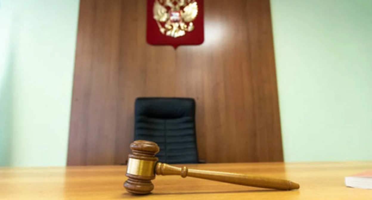 A gavel. Photo by Yelena Sineok, Yuga.ru A gavel. Photo by Yelena Sineok, Yuga.ru