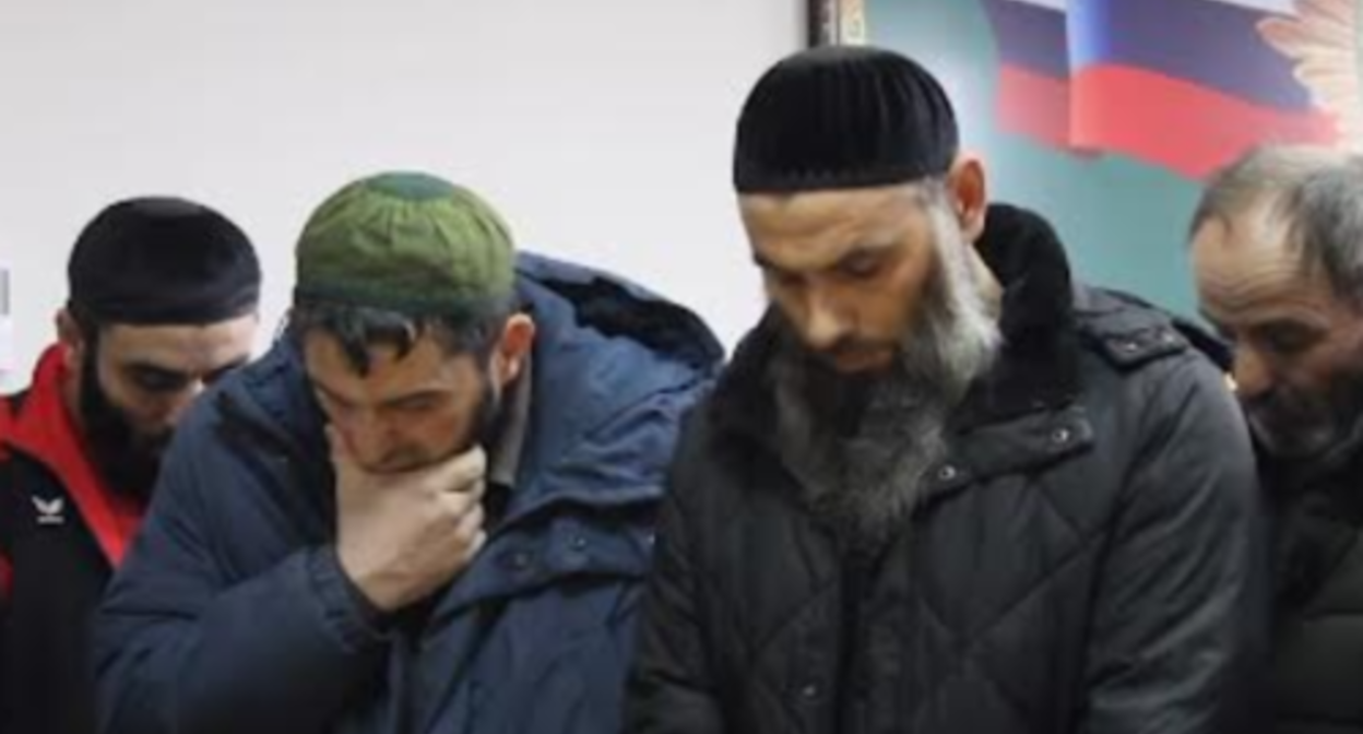 Law enforcers chastising a group of local residents for drinking alcohol. Screenshot of the video on Instagram (the activities of the Meta Company, owning Facebook, Instagram, and WhatsApp, are banned in Russia) of the Urus-Martan District Interior Ministry office, posted on March 2, 2023 https://www.instagram.com/reel/CpR0sNNjjIj/?igshid=NmE0MzVhZDY= Law enforcers chastising a group of local residents for drinking alcohol. Screenshot of the video on Instagram (the activities of the Meta Company, owning Facebook, Instagram, and WhatsApp, are banned in Russia) of the Urus-Martan District Interior Ministry office, posted on March 2, 2023 https://www.instagram.com/reel/CpR0sNNjjIj/?igshid=NmE0MzVhZDY=