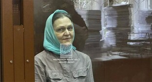 Nadezhda Kevorkova in a courtroom. May 7, 2024. Photo: newspaper "Chernovik" (Draft) https://chernovik.net/news/zhurnalist-nadezhda-kevorkova-arestovana-na-dva-mesyaca-sud-otkazalsya-doprosit-maksima
