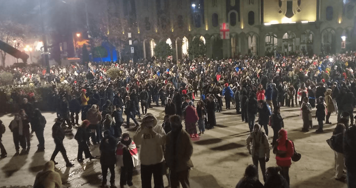 Participants of the rally in front of the Georgian parliament building. Photo taken by Beslan Kmuzov on December 6, 2024 for the "Caucasian Knot"