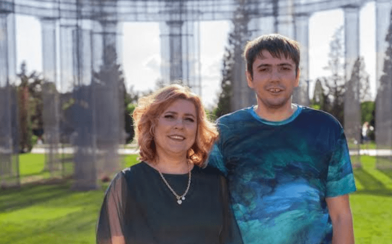 Snezhana and Yevgeny Manchenko. Photo courtesy of the Manchenko family for the "Caucasian Knot"