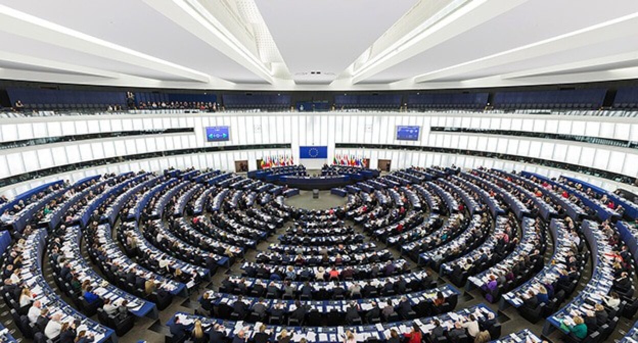 The European Parliament. Photo: Diliff https://ru.wikipedia.org/