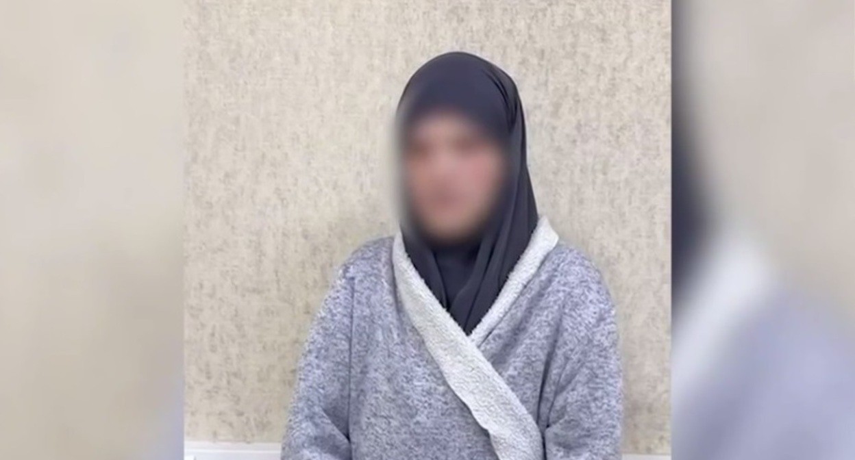 Photo of the attackers on policemen in Makhachkala: screenshot of the photo from the Telegram channel “Criminal Chronicle” dated May 5, 2025: https://t.me/criminal_chronicle/7595