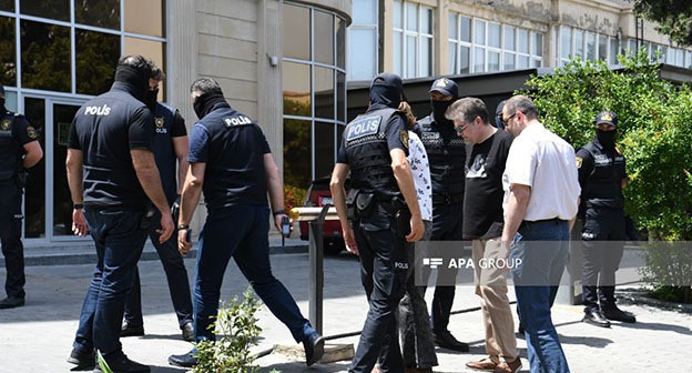 Search in the office of "Sputnik Azerbaijan". Photo: https://vesti.az/kriminal/mvd-provodit-obyski-v-ofise-agentstva-sputnik-azerbaidzan-foto-550402
