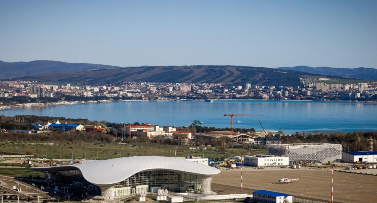 Gelendzhik Airport. Photo: airport press service https://gelaero.ru/news/aeroport-gelendzhik-ofitsialno-vozobnovil-rabotu-s-10-iyulya/