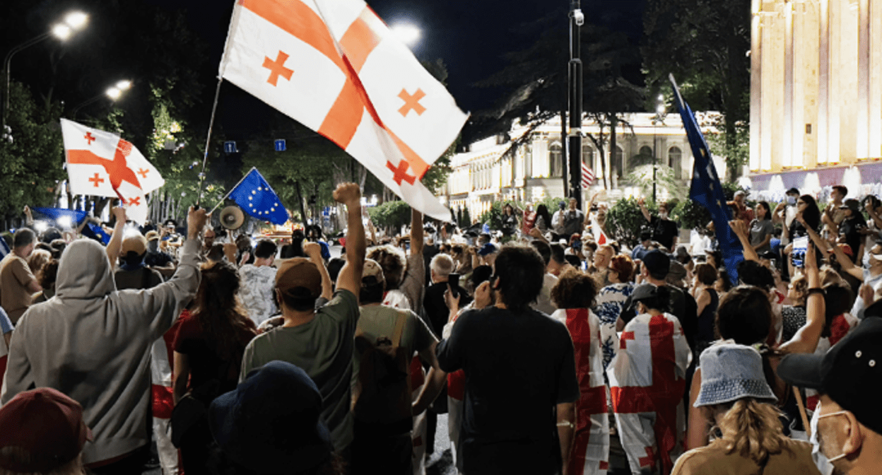 Protest action in Tbilisi. Screenshot of Publika photo from 23.07.25, https://www.facebook.com/photo/?fbid=1504066957659516&set=a.715406393192247, (the activities of Meta, the company that owns the social network, are banned in Russia)