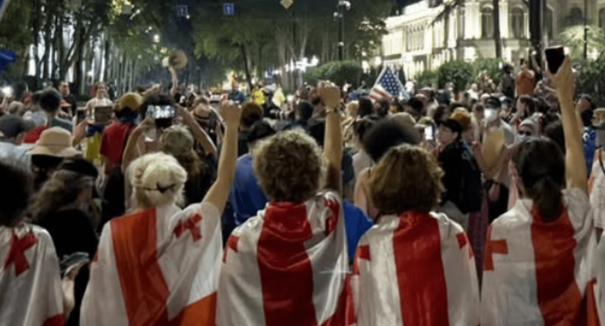 Participants of the action in Tbilisi. Screenshot of the photo Publika from 30.07.25, https://www.facebook.com/photo?fbid=1510018690397676&set=a.715406393192247 (the activities of the Meta company, which owns the social network, are prohibited in Russia).