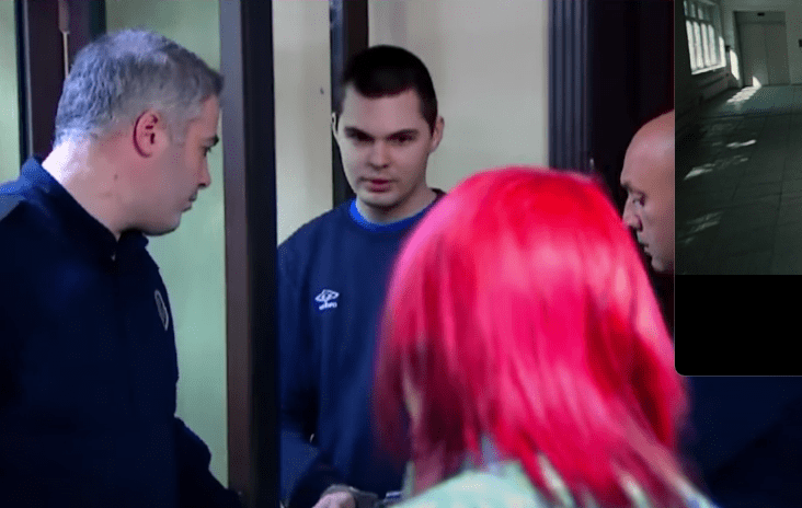 Anton Chechin (center) in court. Still frame from TV Pirveli video from 23.07.25, https://www.youtube.com/watch?v=_3n0tOv6lzY