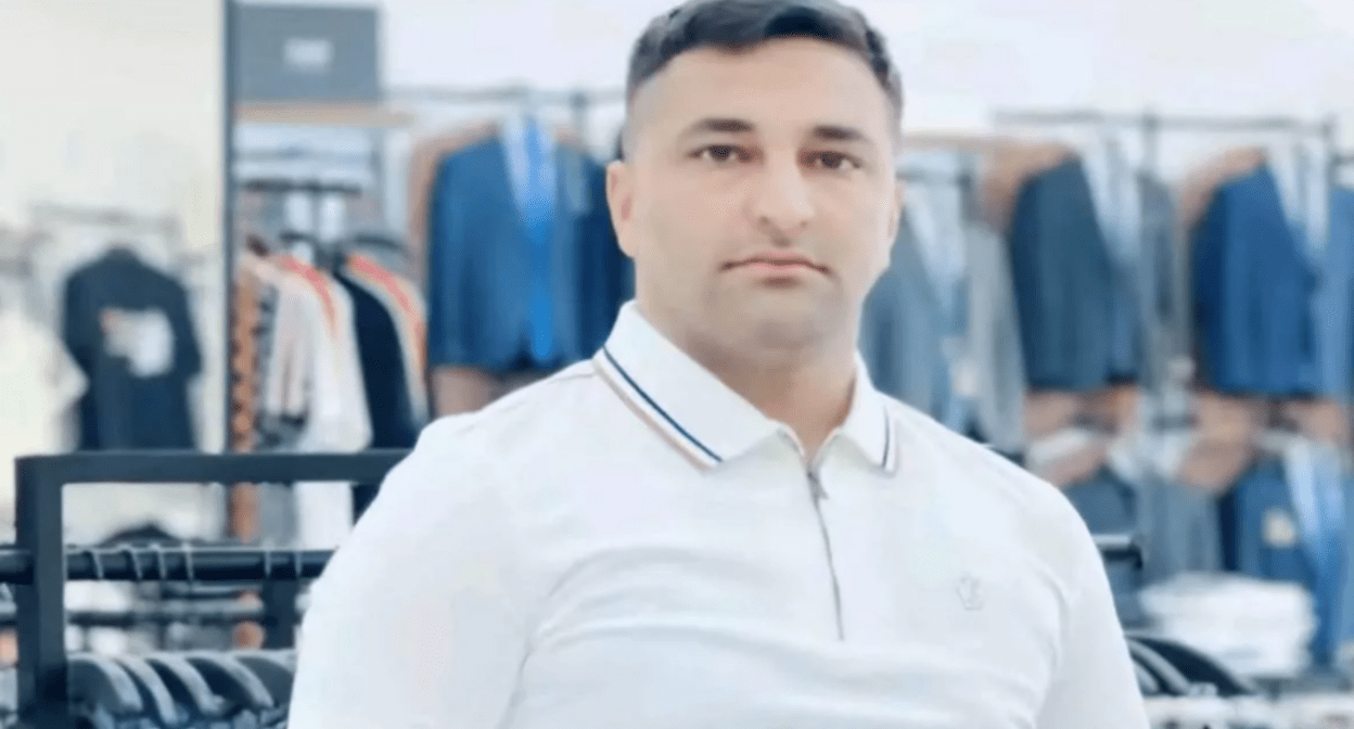 Ilkhami Nasibov. Screenshot of photo Caliber.Az from 17.08.25, https://caliber.az/post/policiya-arestovala-skandalnogo-blogera-zhurnalista