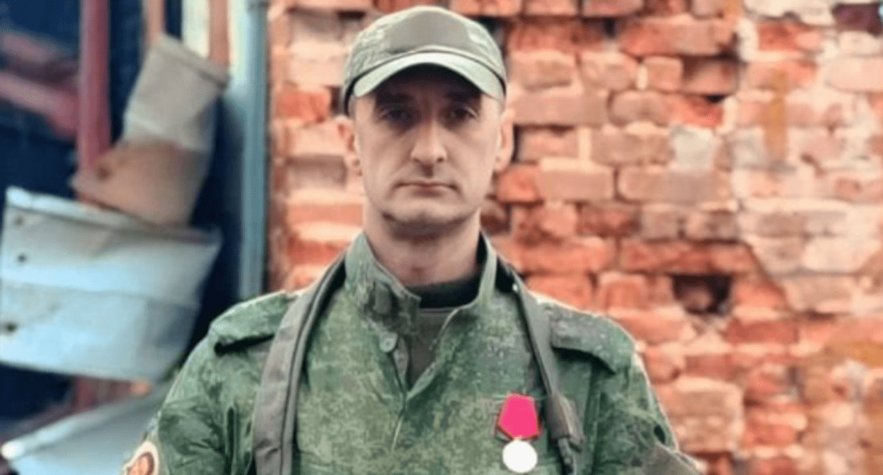 Roman Oldin. Screenshot of a photo from the Telegram channel of the Kirov District Administration from 14.08.25, https://t.me/akgo_18/18996