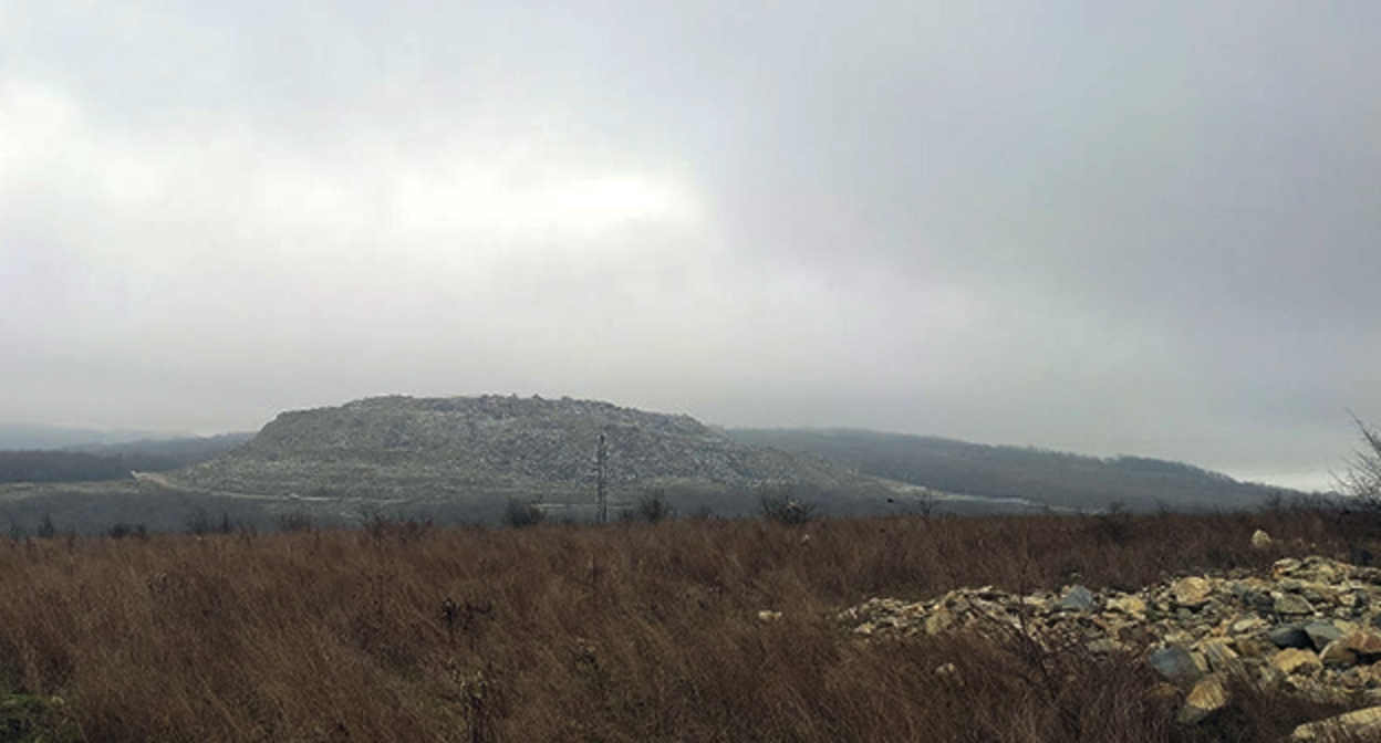 The Shchelba Mountain landfill in Novorossiysk. Photo by Iolina Gribkova, Yuga.ru