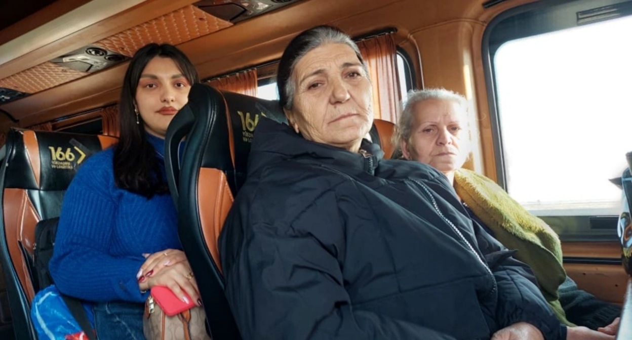 Azerbaijani IDPs. December 20, 2025. Photo: Report https://report.az/ru/vnutrennyaya-politika/v-poselok-kyarkidzhahan-goroda-hankendi-otpravilas-pervaya-gruppa-zhitelej