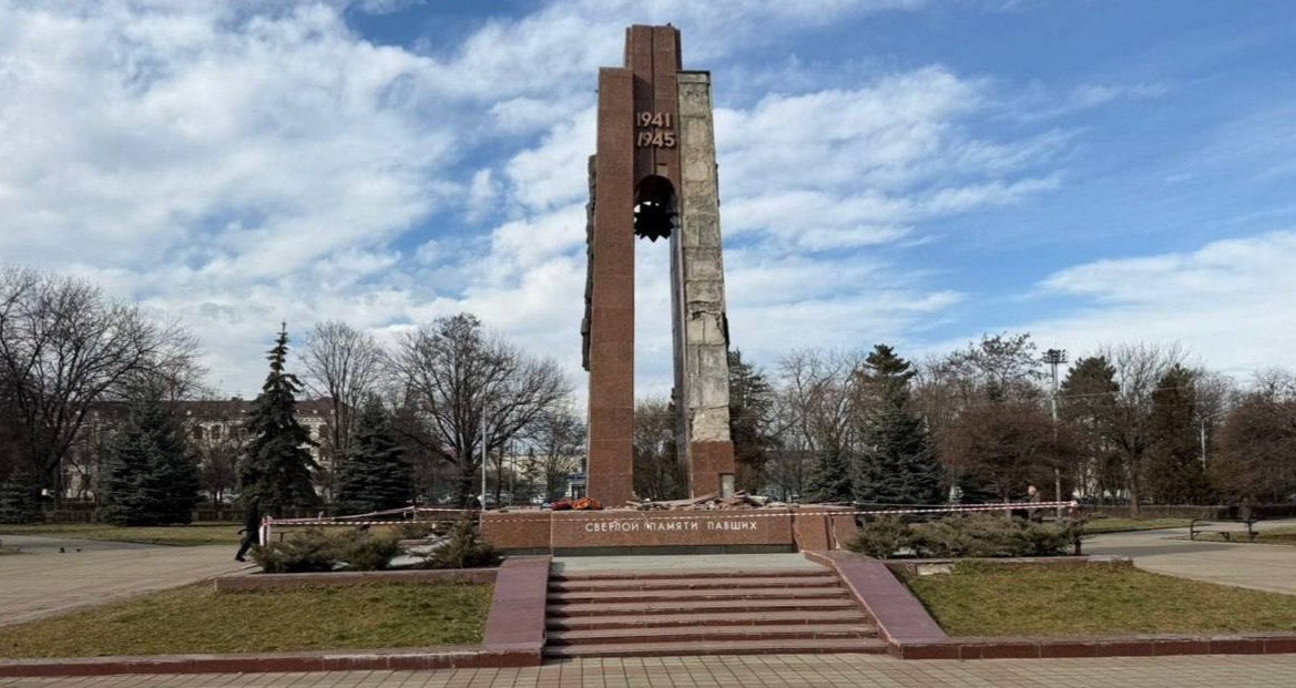 Monument to the defenders of Nalchik who died during the Great Patriotic War. Photo: Investigative Committee of the Russian Federation for Kabardino-Balkaria https://kbr.sledcom.ru/news/item/2057836/