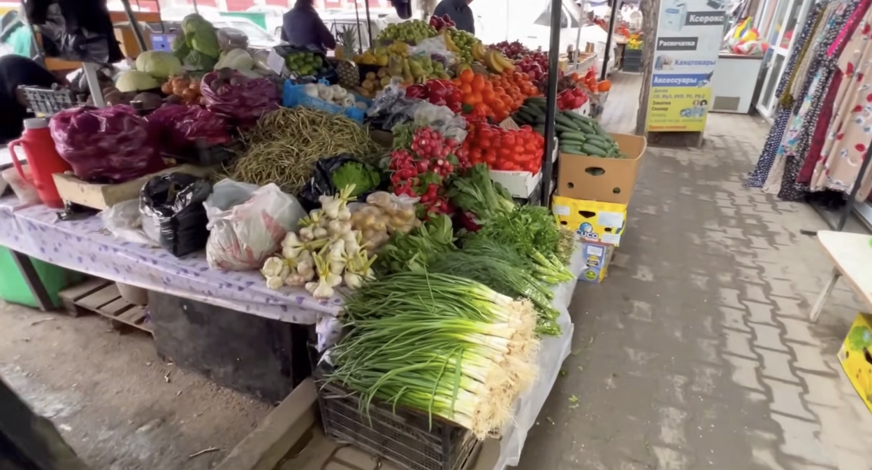 The Berkat Market in Grozny. Video still from Alenka Krasnodar / YouTube