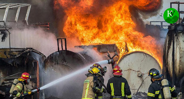 Firefighting. Illustration created by the "Caucasian Knot" using AI in the Copilot program.