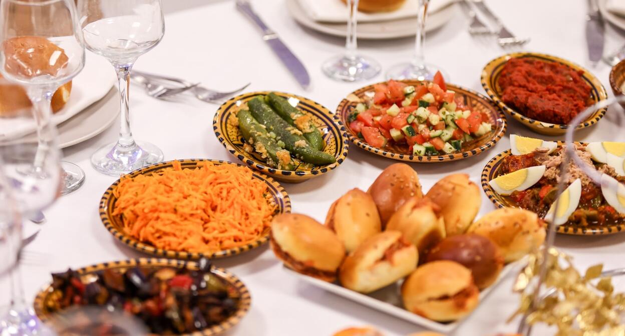 Seder food. Photo: Haim Charbit / Unsplash.com