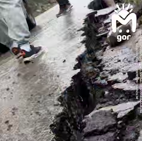 Still from a video message from residents of the village of Irib in Dagestan regarding a road collapse. Photo: Mash Gor / Telegram channel