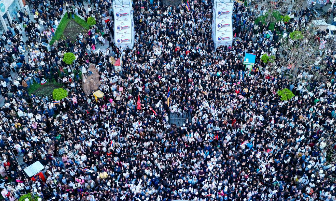 Participants in the "Strong Armenia" rally in Vanadzor. Screenshot from Samvel Karapetyan's Facebook page* https://www.facebook.com/photo?fbid=122178583442928913&set=a.122095132658928913