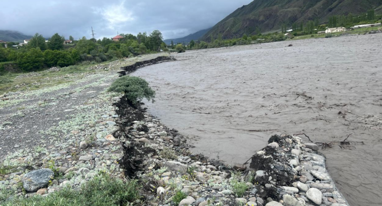 A dam has been destroyed in the village of Akhty. Screenshot from a photo by the Akhty District Administration from May 30, 2026, https://t.me/pressa_akhty/24714. A dam has been destroyed in the village of Akhty. Screenshot from a photo by the Akhty District Administration from May 30, 2026, https://t.me/pressa_akhty/24714.