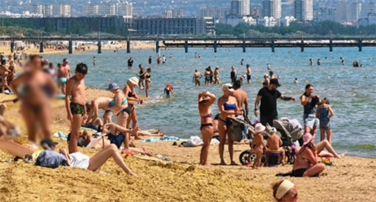 Anapa beach. June 2026. Photo: https://t.me/makovozovy/61661