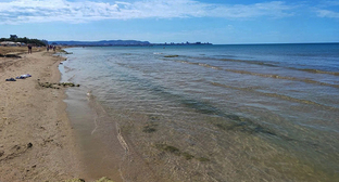 Beach in Anapa. June 18, 2026. Photo: Yuri Ozarovsky https://vk.com/seaoz?z=photo-145347798_457418910%2Fwall-145347798_297023