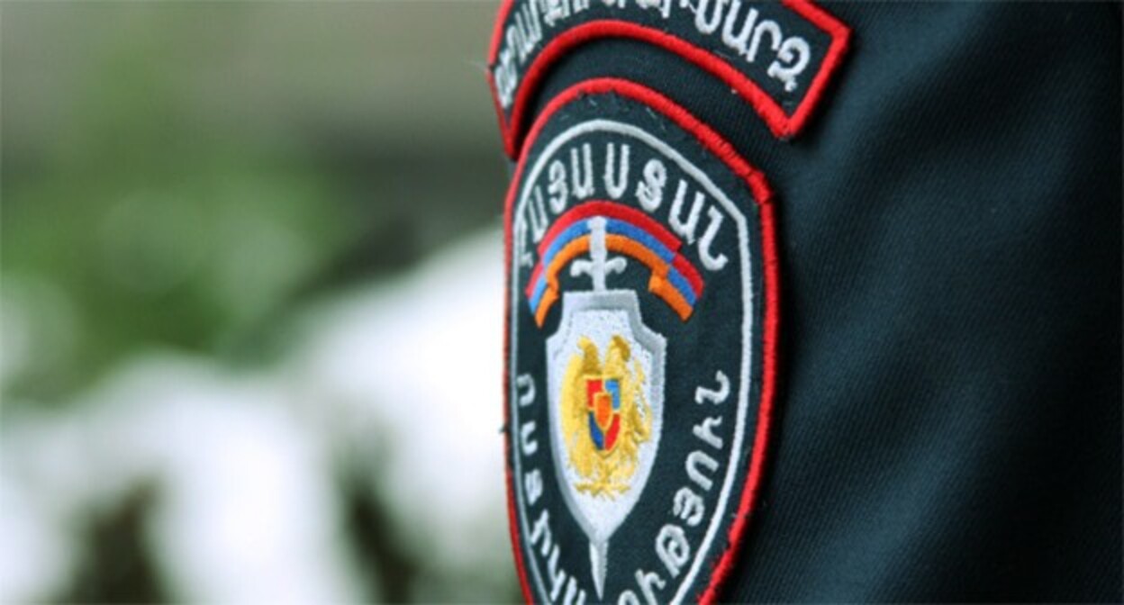 Chevron of a police officer in Armenia. Photo: https://www.police.am/