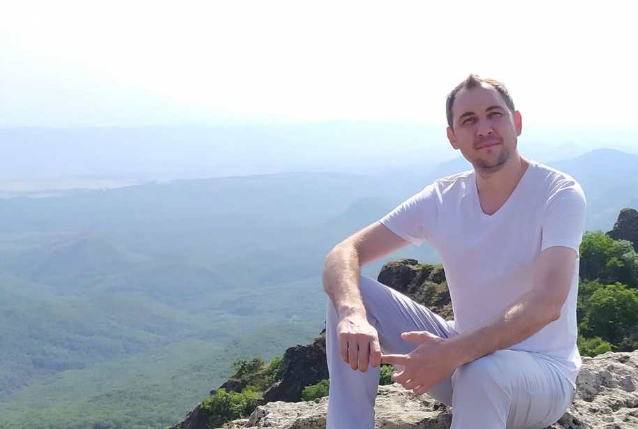 Nikolai Levshits (recognized as a foreign agent). Screenshot of a photo from his Facebook page (the activities of the company Meta, which owns the social network, are banned in Russia)