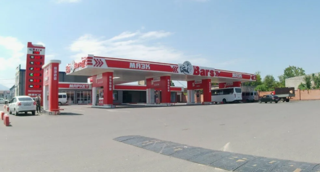 The gas station "Bars" agreed to lower prices. Screenshot from the "Yandex Maps" service, https://yandex.ru/maps/org/bars/15573898142/?ll=44.643593%2C43.060809&z=13 The gas station "Bars" agreed to lower prices. Screenshot from the "Yandex Maps" service, https://yandex.ru/maps/org/bars/15573898142/?ll=44.643593%2C43.060809&z=13