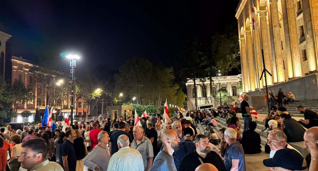 Supporters of Eurointegration in Tbilisi on the 645th day of continuous protests. September 3, 2026. Photo MO SE/ Facebook - owned by Meta, whose activities are banned in Russia