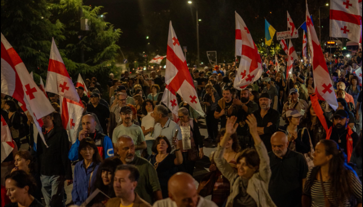 March in Tbilisi. Screenshot from Publika photo dated 26.09.26, https://www.facebook.com/photo/?fbid=1881655053234036&set=pcb.1881655233234018 (the activities of the Meta company, which owns the social network, are banned in Russia). March in Tbilisi. Screenshot from Publika photo dated 26.09.26, https://www.facebook.com/photo/?fbid=1881655053234036&set=pcb.1881655233234018 (the activities of the Meta company, which owns the social network, are banned in Russia).