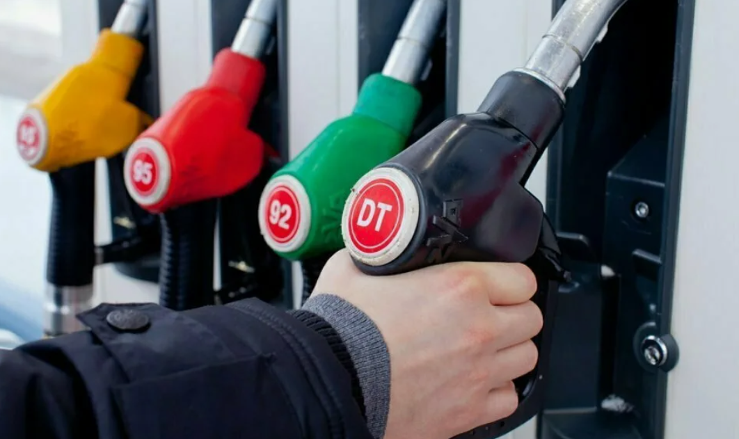 Gas station. Screenshot photo https://yandex.ru/maps/org/ast_grupp/49030055399/panorama/?ll=30.329783%2C59.878798&panorama%5Bdirection%5D=277.000000%2C10.000000&panorama%5Bfull%5D=true&panorama%5Bid%5D=1254669143_627063019_23_1650201011&panorama%5Bpoint%5D=30.330306%2C59.878056&panorama%5Bspan%5D=119.497330%2C60.000000&z=16